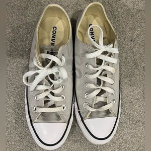Converse All Stars Grey Low Top Sneakers - Women’s 9/ Men’s 7